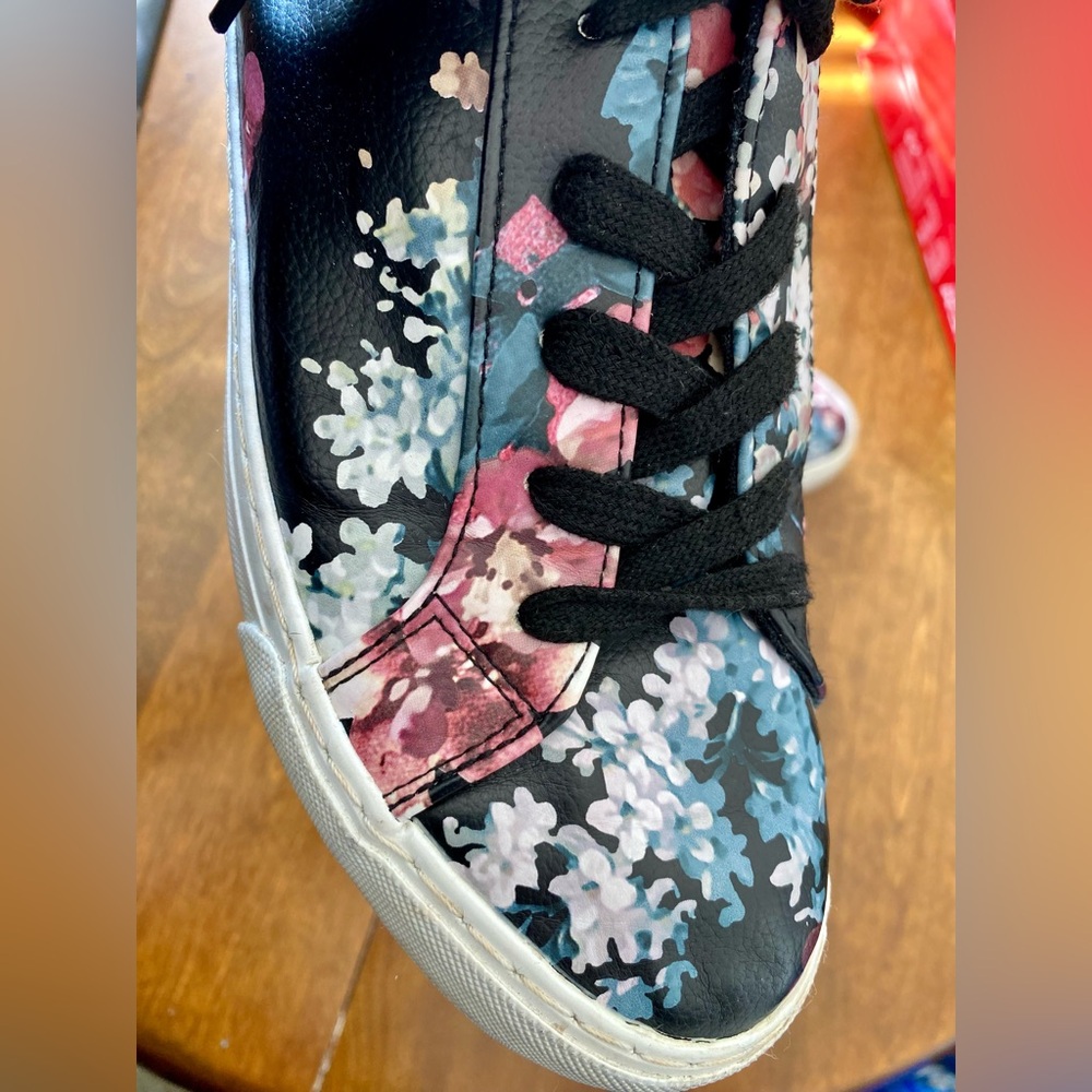 Restricted Black and Pink Floral Sneakers - Picture 4 of 6